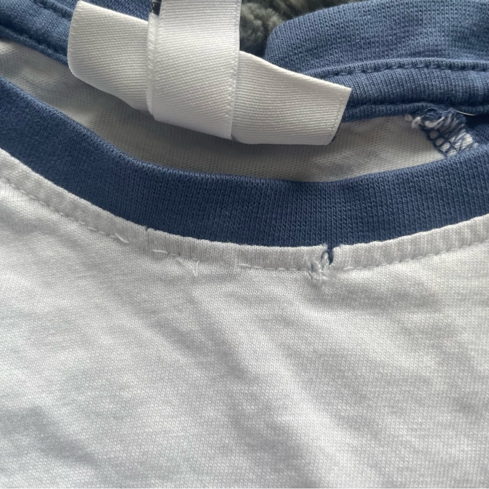 Bench Shirt - Picture 5 of 5